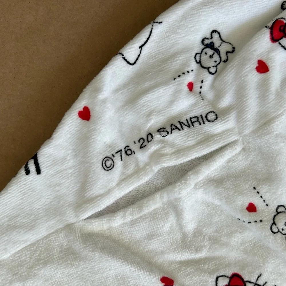Sanrio Hello Kitty Cap Towel Bear Series Adult Size Dry Hair Towel Red Bows Pom